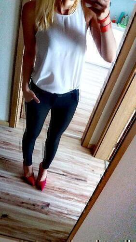 Biely top Stradivarius