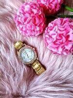 Dmske hodinky Crystal Rose