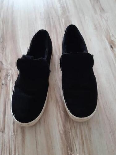 Čierne zateplené slip on tenisky