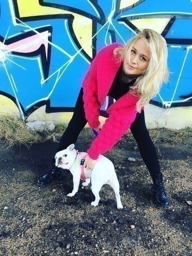 Pleten� kardig�n cyklam�nov�