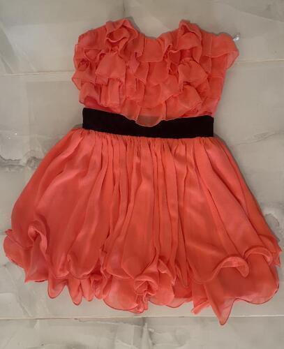 Predám letné spoločenské šaty Lipsy London oranžová