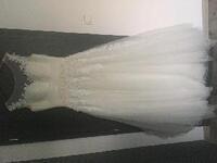 Svadobné šaty so závojom