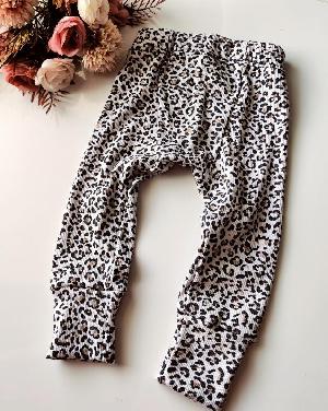 Rebrovan�, rast�ce leg�nky