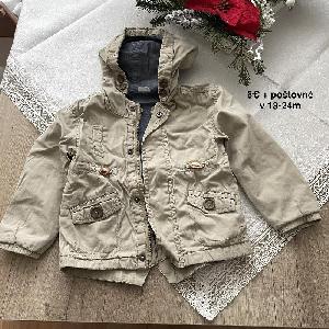 Prechodn� kab�t s kapuc�ou v 18-24m